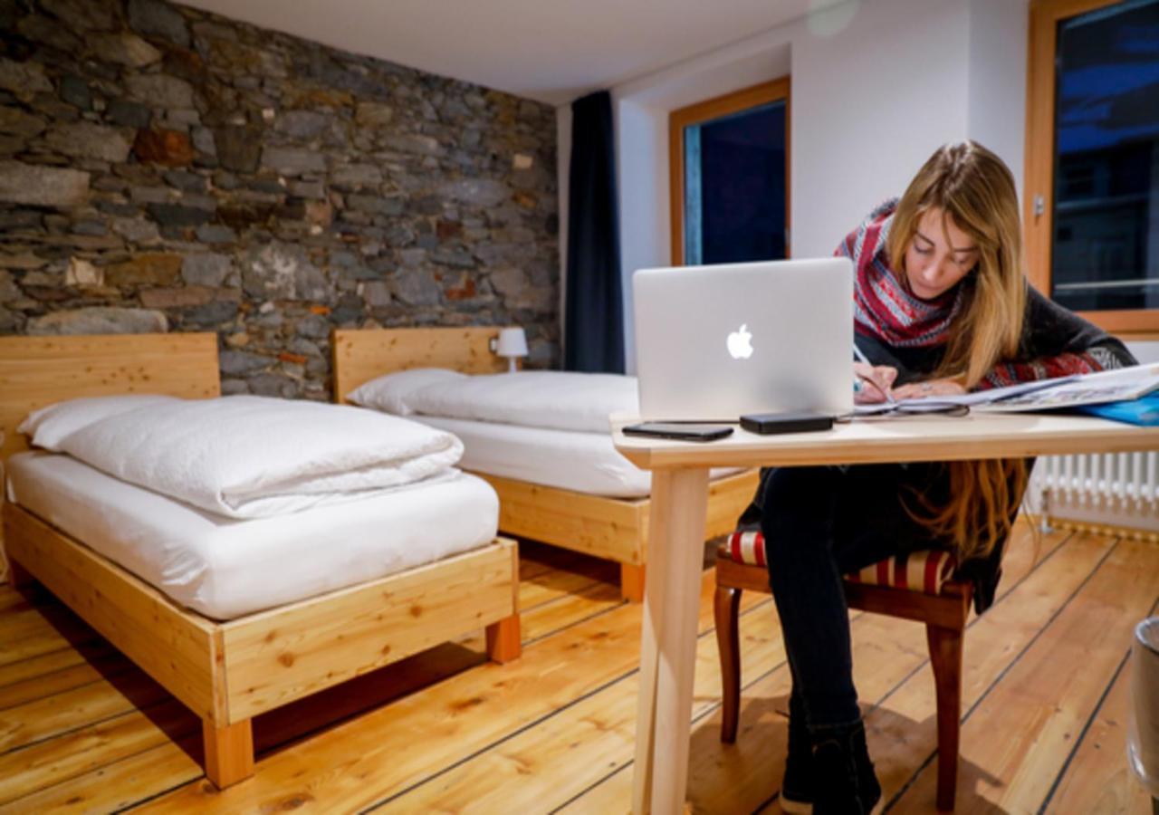 Bed&Bike Tremola San Gottardo Hotel Airolo Kültér fotó