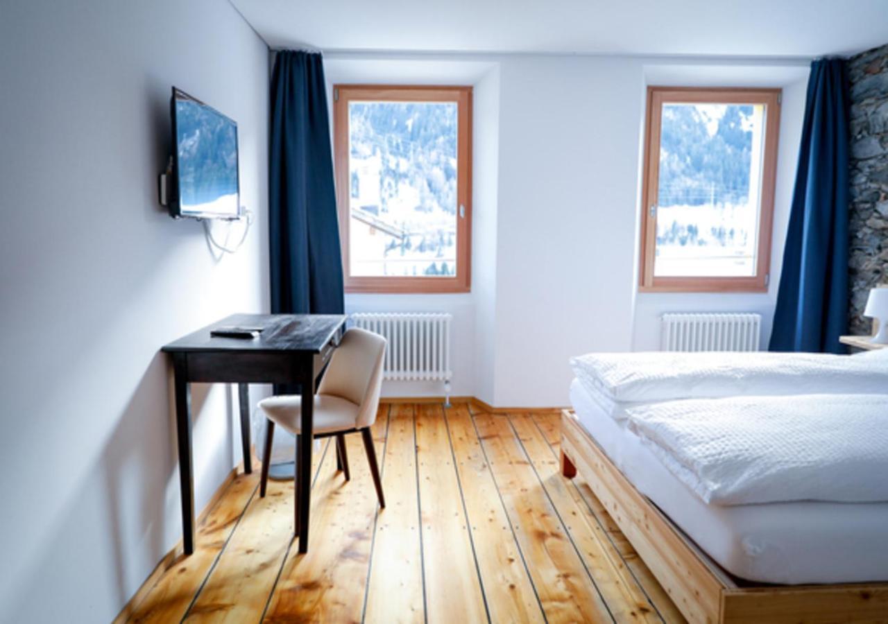 Bed&Bike Tremola San Gottardo Hotel Airolo Kültér fotó