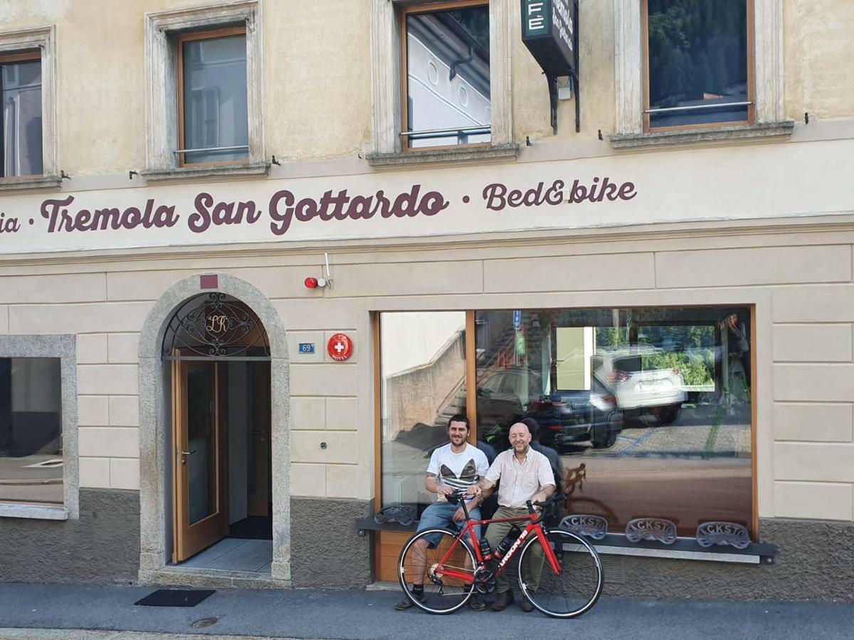Bed&Bike Tremola San Gottardo Hotel Airolo Kültér fotó